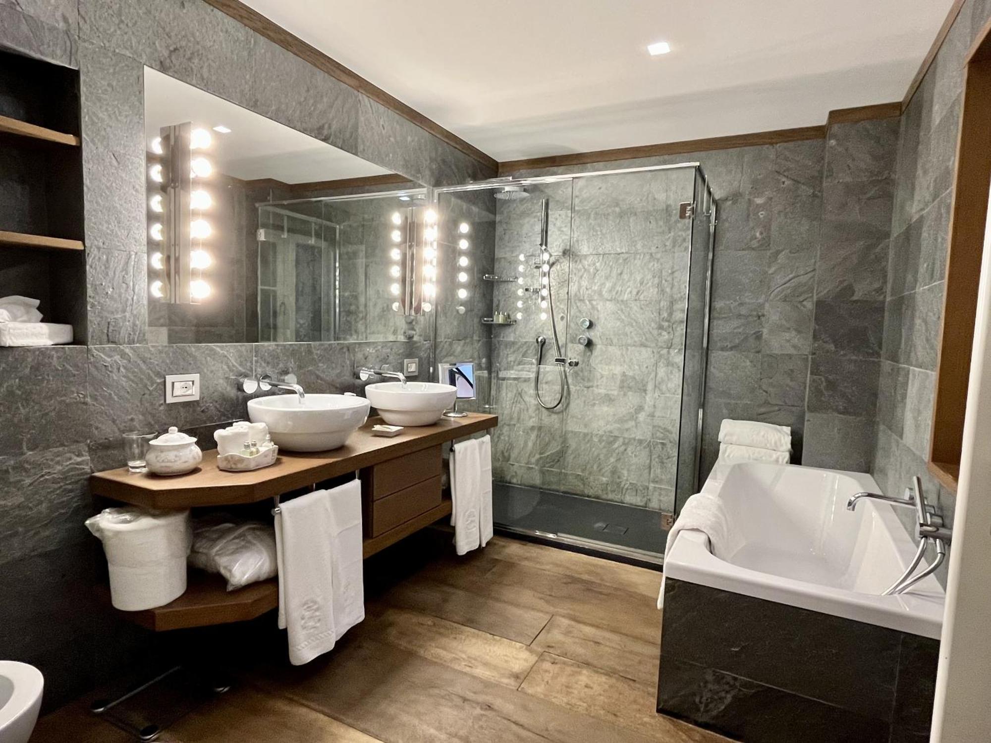 Spalletti Trivelli - Small Luxury Of The World Pensión
